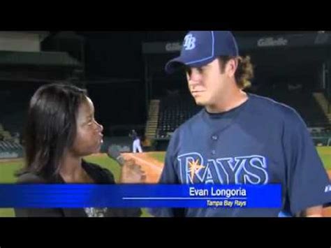 longoria bare hand catch.